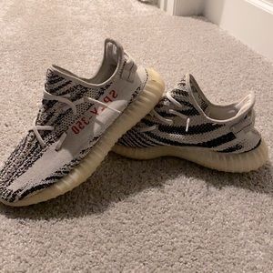 Yeezy Boost 350 V2
